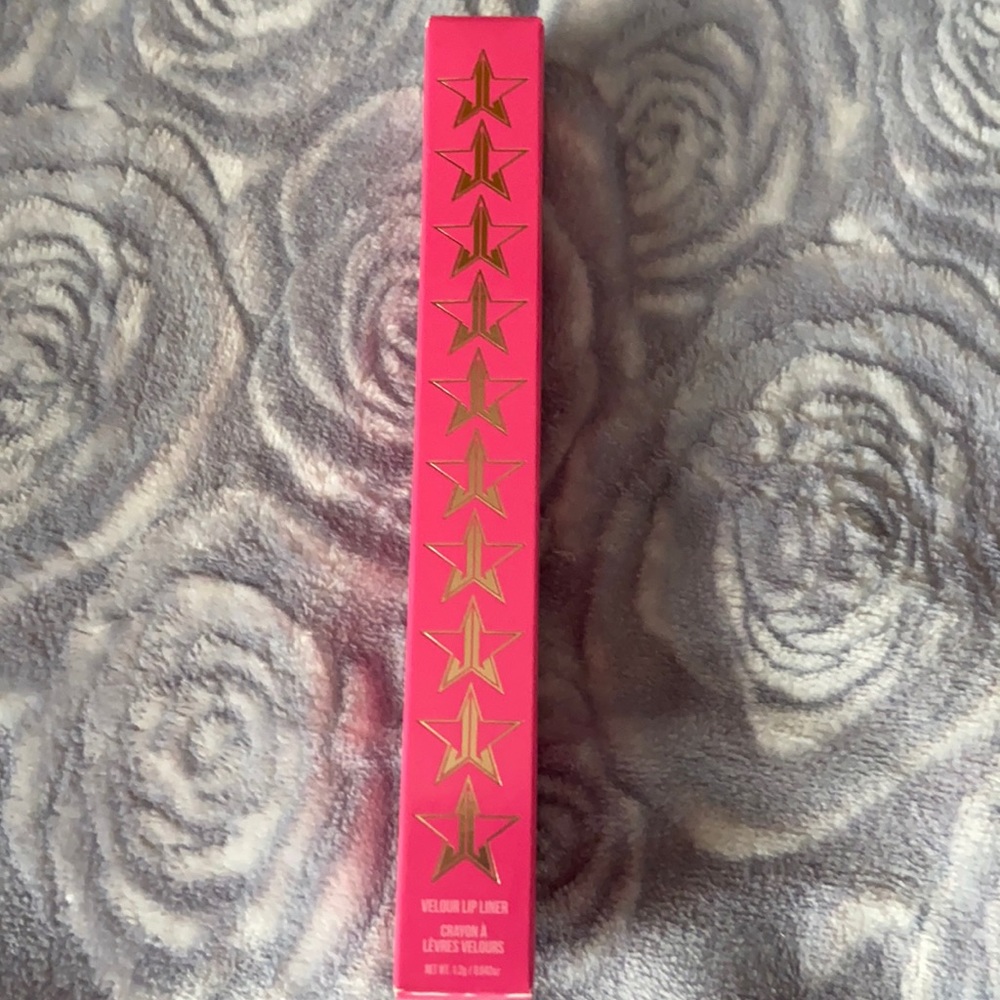 New Jeffree Star Cosmetics Velour lip liner